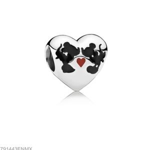 Mickey Mouse and Minnie kiss charm